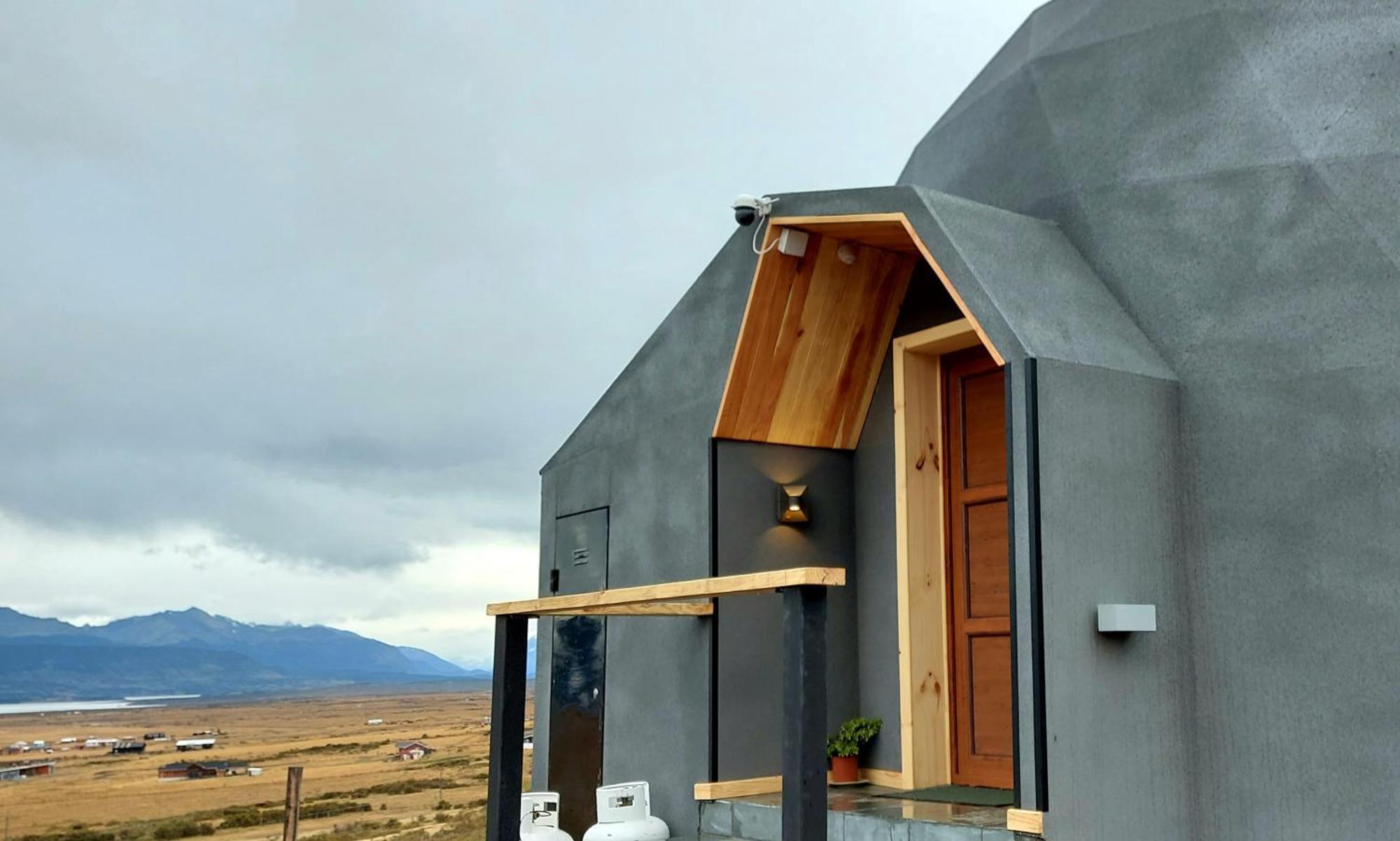 Dome With Stunning Glacier & Mountain Views Puerto Natales Oda fotoğraf